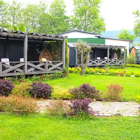 Gölevi Konaklama&restaurant * Sapanca