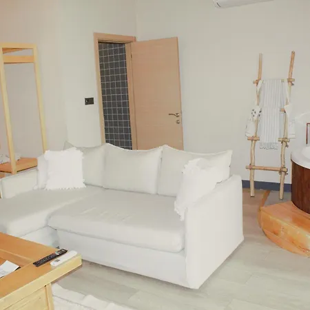 Goelevi Hotel