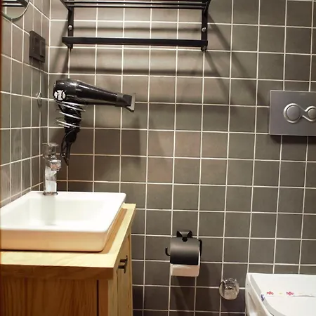 Gölevi Konaklama&restaurant Otel *