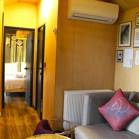 Goelevi Hotel *
