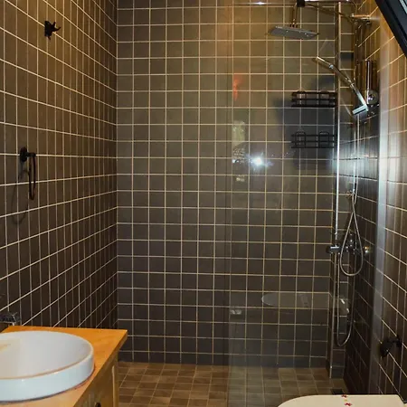 Gölevi Konaklama&restaurant Otel *